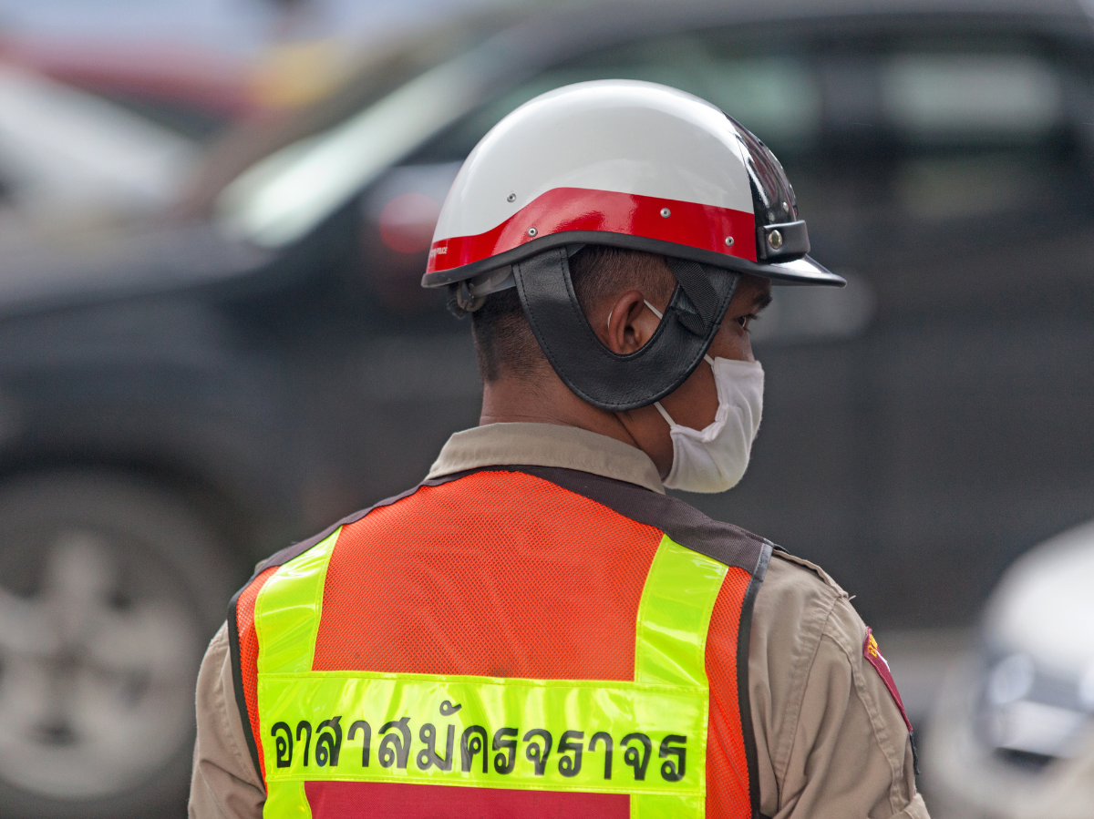 Romantikbetrug auf Phuket: Indonesier mit 10 Millionen US-Dollar im Visier des FBI festgenommen